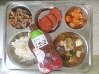 12월 4일 (월) 점심 급식사진 :: 급식 소식 :: 연화중학교 연화중학교 :: 급식 소식 :: 12월 4일 (월) 점심 급식사진