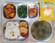 12월 4일 (월) 점심 급식사진 :: 급식 소식 :: 보수초등학교 보수초등학교 :: 급식 소식 :: 12월 4일 (월) 점심 급식사진