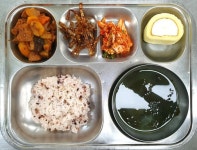 12월 4일 (월) 점심 급식사진 :: 급식 소식 :: 동궁초등학교 동궁초등학교 :: 급식 소식 :: 12월 4일 (월) 점심 급식사진