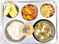 2023.12.04 식단 :: 급식 소식 :: 거창대성중학교 거창대성중학교 :: 급식 소식 :: 2023.12.04 식단