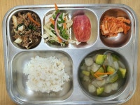 12월 4일 (월) 점심 급식사진 :: 급식 소식 :: 서울금북초등학교 서울금북초등학교 :: 급식 소식 :: 12월 4일 (월) 점심 급식사진