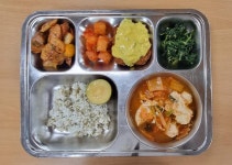 12월 4일 (월) 점심 급식사진 :: 급식소식 :: 운천고등학교 운천고등학교 :: 급식소식 :: 12월 4일 (월) 점심 급식사진