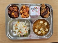 12월 5일 (화) 점심 급식사진 :: 급식 소식 :: 인천영종초등학교 인천영종초등학교 :: 급식 소식 :: 12월 5일 (화) 점심 급식사진