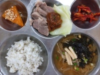 12월 5일 (화) 점심 급식사진 :: 급식 소식 :: 중일초등학교 중일초등학교 :: 급식 소식 :: 12월 5일 (화) 점심 급식사진