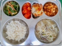12월 5일 (화) 점심 급식사진 :: 급식 소식 :: 태종대초등학교 태종대초등학교 :: 급식 소식 :: 12월 5일 (화) 점심 급식사진