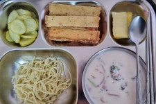 12월 6일 (수) 점심 급식사진 :: 급식 소식 :: 서울백산초등학교 서울백산초등학교 :: 급식 소식 :: 12월 6일 (수) 점심 급식사진