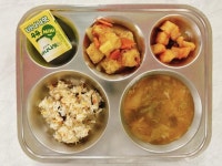 12월 6일 (수) 점심 급식사진 :: 급식 소식 :: 솔빛중학교 솔빛중학교 :: 급식 소식 :: 12월 6일 (수) 점심 급식사진