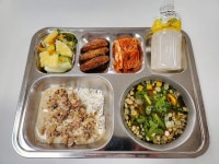 12월 6일 (수) 점심 급식사진 :: 급식 소식 :: 혜원여자중학교 혜원여자중학교 :: 급식 소식 :: 12월 6일 (수) 점심 급식사진