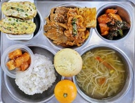 12월 7일 (목) 점심 급식사진 :: 급식 소식 :: 태종대중학교 태종대중학교 :: 급식 소식 :: 12월 7일 (목) 점심 급식사진