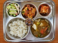 12월 4일 (월) 점심 급식사진 :: 급식 소식 :: 두일초등학교 두일초등학교 :: 급식 소식 :: 12월 4일 (월) 점심 급식사진