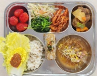 12월 7일 (목) 점심 급식사진 :: 급식 소식 :: 순천용당초등학교 순천용당초등학교 :: 급식 소식 :: 12월 7일 (목) 점심 급식사진