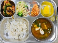 12월 7일 (목) 점심 급식사진 :: 급식 소식 :: 임학중학교 임학중학교 :: 급식 소식 :: 12월 7일 (목) 점심 급식사진