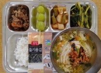 12.8 중식 :: 급식 소식 :: 쌘뽈여자고등학교 쌘뽈여자고등학교 :: 급식 소식 :: 12.8 중식