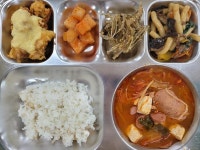 12월 7일 (목) 점심 급식사진 :: 급식 소식 :: 불암고등학교 불암고등학교 :: 급식 소식 :: 12월 7일 (목) 점심 급식사진