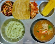 2023년 12월 8일 식단 사진 :: 급식 소식 :: 충렬여자중학교 충렬여자중학교 :: 급식 소식 :: 2023년 12월 8일 식단 사진