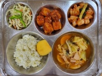 12월 11일 (월) 점심 급식사진 :: 급식 소식 :: 석우초등학교 석우초등학교 :: 급식 소식 :: 12월 11일 (월) 점심 급식사진