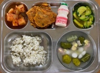 12월 8일 (금) 점심 급식사진 :: 급식 소식 :: 서울언주초등학교 서울언주초등학교 :: 급식 소식 :: 12월 8일 (금) 점심 급식사진