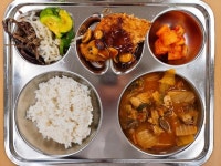 12월 11일 (월) 점심 급식사진 :: 급식 소식 :: 부원중학교 부원중학교 :: 급식 소식 :: 12월 11일 (월) 점심 급식사진