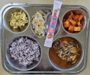 12월 12일 (화) 점심 급식사진 :: 급식 소식 :: 모락고등학교 모락고등학교 :: 급식 소식 :: 12월 12일 (화) 점심 급식사진