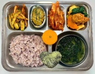 12월 12일 (화) 점심 급식사진 :: 급식 소식 :: 영산성지고등학교 영산성지고등학교 :: 급식 소식 :: 12월 12일 (화) 점심 급식사진