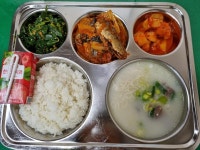 12월 12일 (화) 점심 급식사진 :: 급식 소식 :: 태장중학교 태장중학교 :: 급식 소식 :: 12월 12일 (화) 점심 급식사진