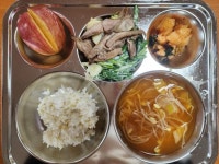 12월 11일 (월) 점심 급식사진 :: 급식 소식 :: 청수초등학교 청수초등학교 :: 급식 소식 :: 12월 11일 (월) 점심 급식사진