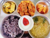 12월 8일 (금) 점심 급식사진 :: 급식 소식 :: 하안북중학교 하안북중학교 :: 급식 소식 :: 12월 8일 (금) 점심 급식사진