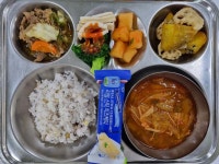 12월 12일 (화) 점심 급식사진 :: 급식 소식 :: 성희여자고등학교 성희여자고등학교 :: 급식 소식 :: 12월 12일 (화) 점심 급식사진