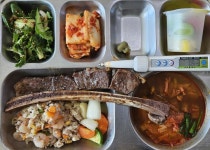 12월 8일 (금) 점심 급식사진 :: 급식 소식 :: 경산제일고등학교 경산제일고등학교 :: 급식 소식 :: 12월 8일 (금) 점심 급식사진