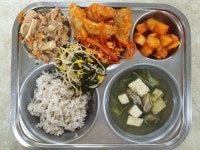 12월 13일 (수) 점심 급식사진 :: 급식 소식 :: 부산정보고등학교 부산정보고등학교 :: 급식 소식 :: 12월 13일 (수) 점심 급식사진