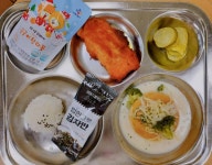 12월 13일 (수) 점심 급식사진 :: 급식 소식 :: 오마중학교 오마중학교 :: 급식 소식 :: 12월 13일 (수) 점심 급식사진