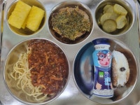 [일반] 12월 13일(수) 점심 급식 사진 :: 급식 소식 :: 화도초등학교 화도초등학교 :: 급식 소식 :: [일반] 12월 13일(수) 점심 급식 사진