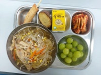 12월 13일 (수) 점심 급식사진 :: 급식 소식 :: 신성여자중학교 신성여자중학교 :: 급식 소식 :: 12월 13일 (수) 점심 급식사진