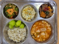 12월 14일 (목) 점심 급식사진 :: 급식 소식 :: 석우초등학교 석우초등학교 :: 급식 소식 :: 12월 14일 (목) 점심 급식사진