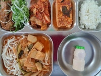 12월 13일 수요일 중식 :: 급식 소식 :: 예람중학교 예람중학교 :: 급식 소식 :: 12월 13일 수요일 중식
