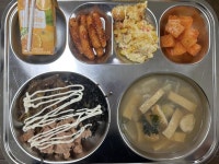 12월 13일 (수) 점심 급식사진 :: 급식 소식 :: 천호중학교 천호중학교 :: 급식 소식 :: 12월 13일 (수) 점심 급식사진