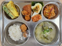 2023년 12월 15일 학교급식 식단 사진 안내(다채롭데이) :: 급식 소식 :: 주약초등학교 주약초등학교 :: 급식 소식 :: 2023년 12월 15일 학교급... 