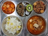 12월 14일 (목) 점심 급식사진 :: 급식 소식 :: 서울난향초등학교 서울난향초등학교 :: 급식 소식 :: 12월 14일 (목) 점심 급식사진
