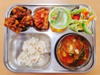 2023년 12월 15일 급식 사진 :: 급식 소식 :: 외산중학교 외산중학교 :: 급식 소식 :: 2023년 12월 15일 급식 사진