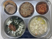 [일반] [메뉴사진]12월18일~12월22일 :: 급식 소식 :: 근명고등학교 근명고등학교 :: 급식 소식 :: [일반] [메뉴사진]12월18일~12월22일