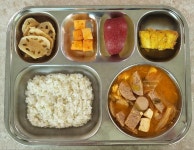 12월 18일 (월) 점심 급식사진 :: 급식소식 :: 서울천동초등학교 서울천동초등학교 :: 급식소식 :: 12월 18일 (월) 점심 급식사진