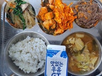 12월 18일 (월) 점심 급식사진 :: 급식 소식 :: 서울행당초등학교 서울행당초등학교 :: 급식 소식 :: 12월 18일 (월) 점심 급식사진