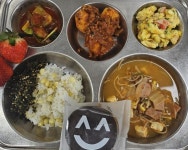 12월 15일 (금) 점심 급식사진 :: 급식 소식 :: 성라초등학교 성라초등학교 :: 급식 소식 :: 12월 15일 (금) 점심 급식사진