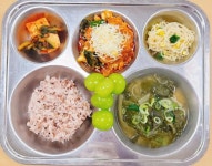 12월 18일 (월) 점심 급식사진 :: 급식 소식 :: 정발고등학교 정발고등학교 :: 급식 소식 :: 12월 18일 (월) 점심 급식사진