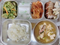 12월 18일 (월) 점심 급식사진 :: 급식 소식 :: 내동중학교 내동중학교 :: 급식 소식 :: 12월 18일 (월) 점심 급식사진