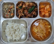 12월 18일 (월) 점심 급식사진 :: 급식 소식 :: 양곡중학교 양곡중학교 :: 급식 소식 :: 12월 18일 (월) 점심 급식사진