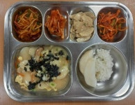 12월 15일 (금) 급식사진 :: 급식 소식 :: 조성남초등학교 조성남초등학교 :: 급식 소식 :: 12월 15일 (금) 급식사진