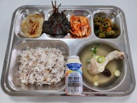 12월 18일 (월) 점심 급식사진 :: 급식 소식 :: 혜원여자중학교 혜원여자중학교 :: 급식 소식 :: 12월 18일 (월) 점심 급식사진