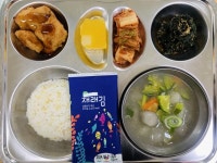 12월 19일 (화) 점심 급식사진 :: 급식 소식 :: 거학초등학교 거학초등학교 :: 급식 소식 :: 12월 19일 (화) 점심 급식사진