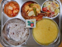 12월 19일 (화) 점심 급식사진 :: 급식 소식 :: 오마중학교 오마중학교 :: 급식 소식 :: 12월 19일 (화) 점심 급식사진